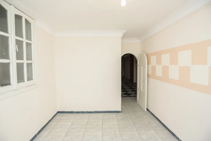 Apartment for sale 260m ElAsafra(ElKornesh ST.)