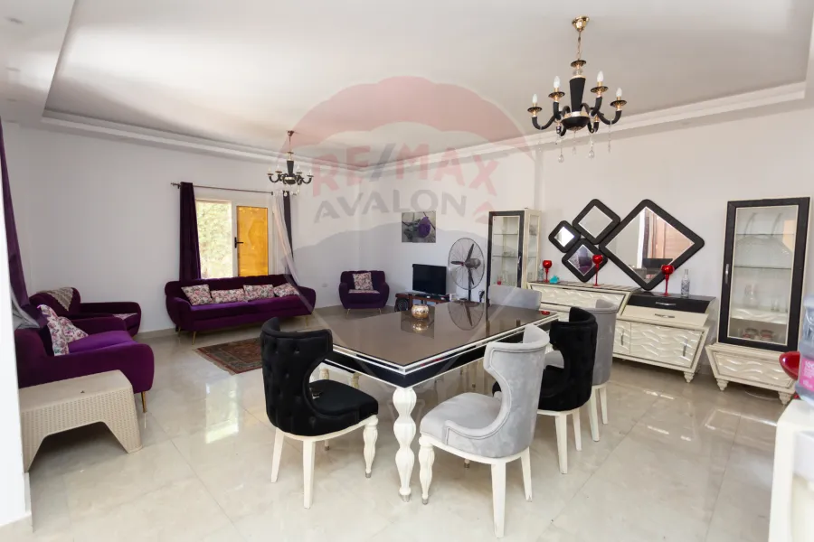 فيلا مستقلة للبيع 520 م الكينج مريوط (طريق الكافوري خلف عكنش)