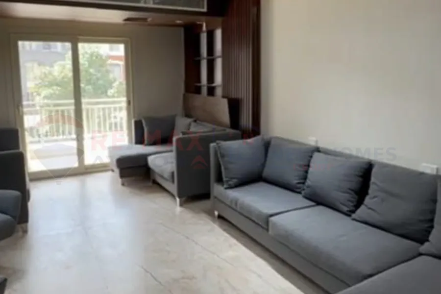 شقة للبيع 218 م ( اليكس ويست)