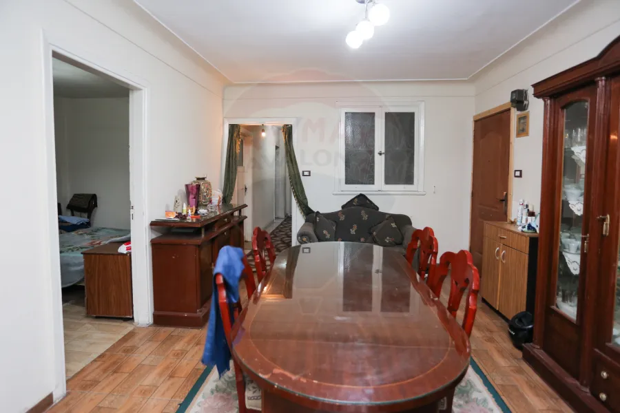 شقة للبيع 200 م جناكليس (ش ابو قير)