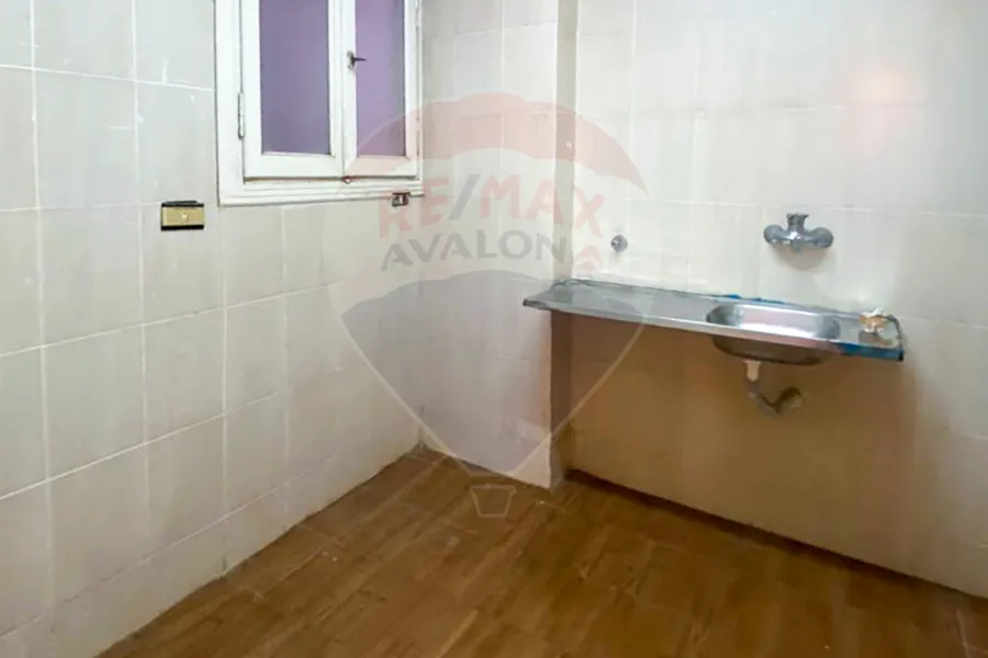 Apartment for sale 110 m Bolkeley (off Lavison Street)