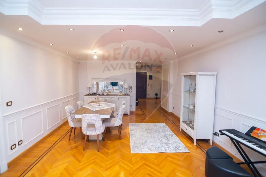 Apartment for sale 198 m Roushdy (Ibrahim Helmy St.)