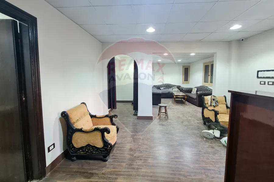 Administrative apartment for rent 150 m Lauran (Shaarawy St)