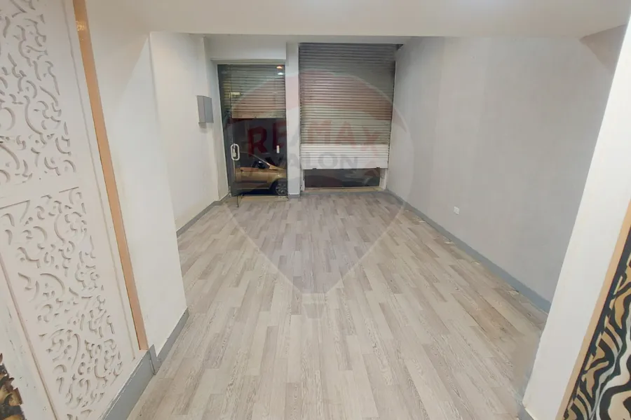 محل للايجار30 م لوران (خطوات من مستشفي سيتي)