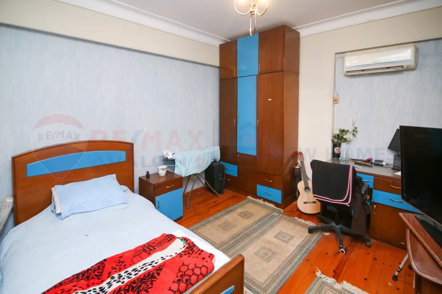 Apartment for sale 200 m Smouha (Bahaa El-Din El-Ghatoury st.)