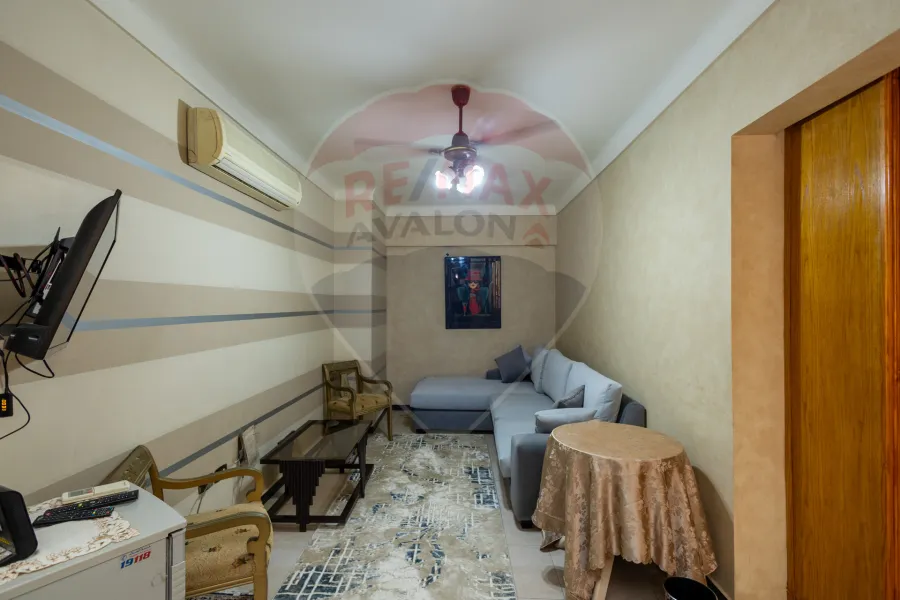 Apartment for rent 305 m Smouha (villa area)