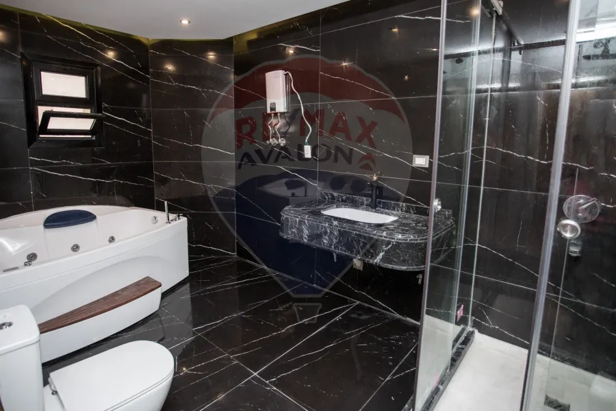 Apartment For Sale 330 m Camp Chezar (directly on the sea)