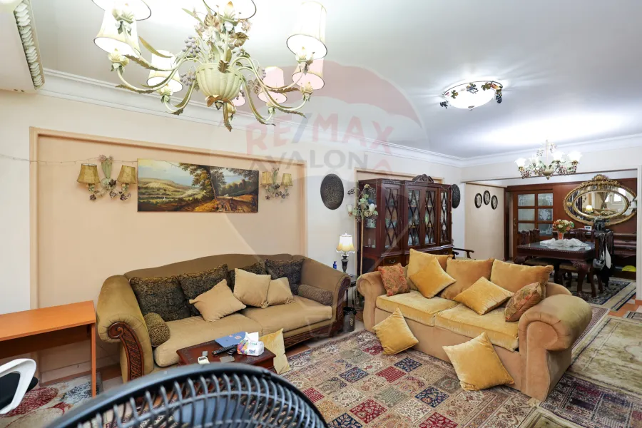 Apartment for sale 179 m Smouha (branching from El-Khamsin Street)