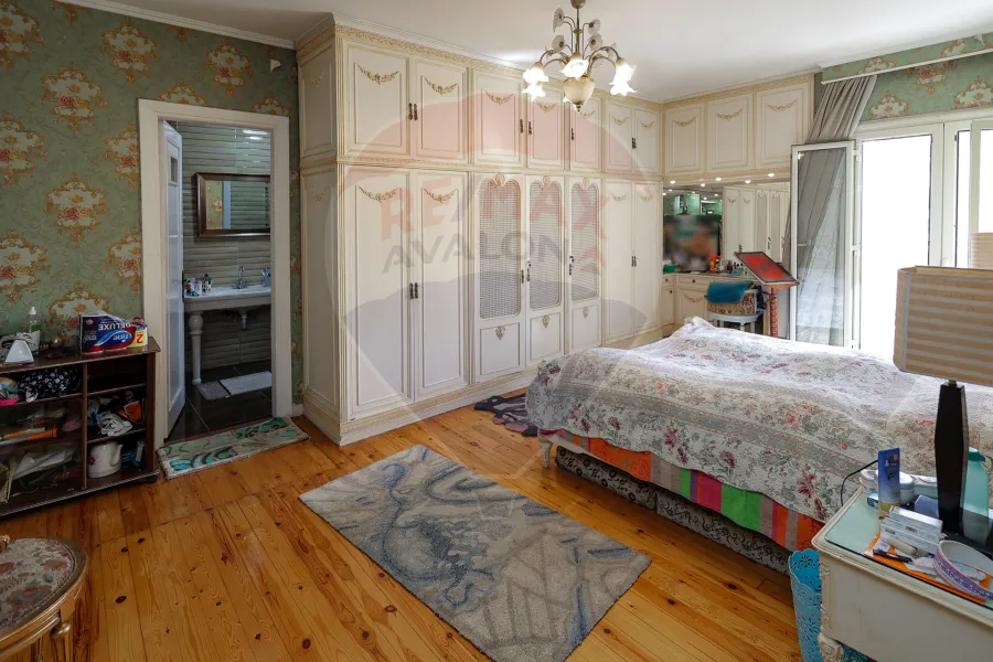 Apartment for sale 265 m Louran (on the tram directly)