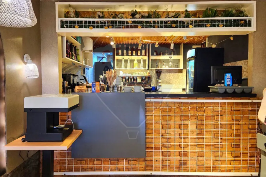 محل للإيجار 320 م الشاطبي (أمام مجمع الكليات)