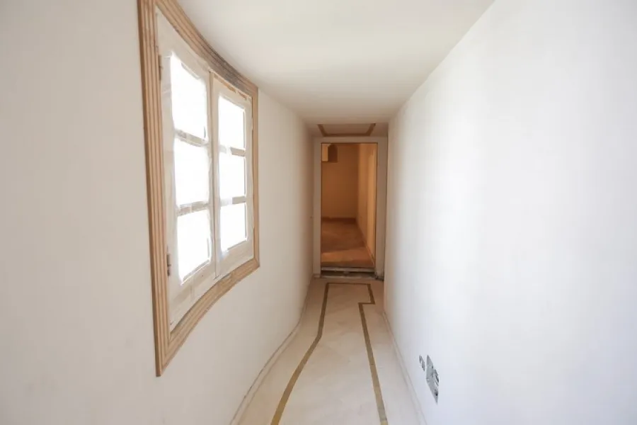 شقة للبيع 287م  ستانلي - تقاطع ش عبدالعزيز فهمي مع ش مصطفى أبو هيف