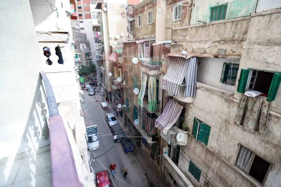 Apartment For Sale 100 m Sidi Gaber ( Steps From el Mosheer St )