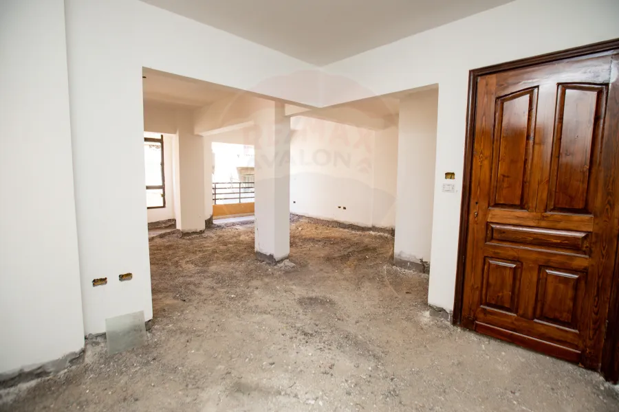 مقر إدارى للبيع 80 م الإبراهيمية (ش بورسعيد) - تصلح عيادة