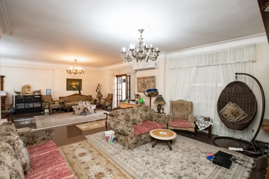 Apartment For Sale 270m Smouha (Bahaa el-Dien El-Ghatwarey St.)