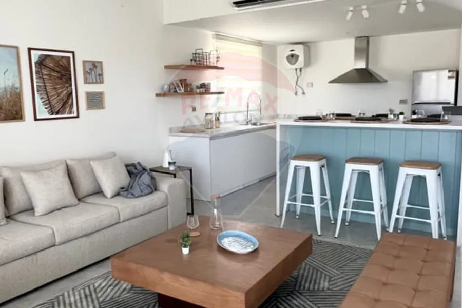 ستاند الون شاليه للبيع (جيفيرا - Furl) رأس الحكمة 178 م + 141 م روف