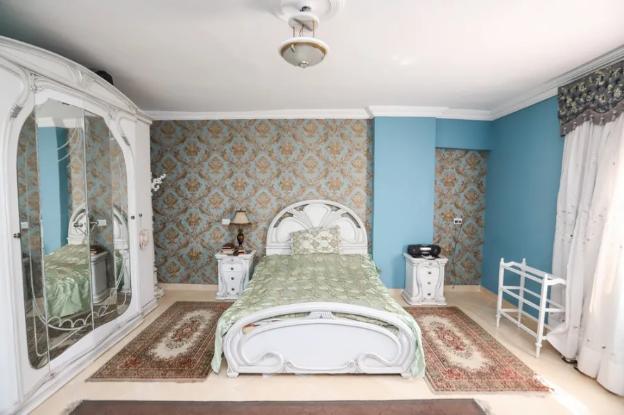 شقة للبيع 175م بولكلي ( ش أحمد فؤاد درويش )