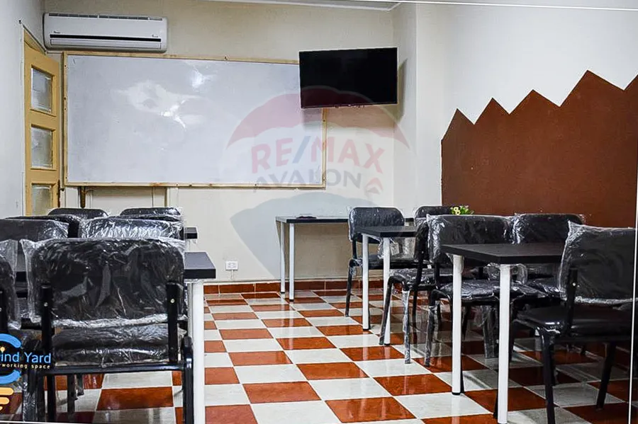 Administration Apartment for rent 180 M Cleopatra (directly on the sea)