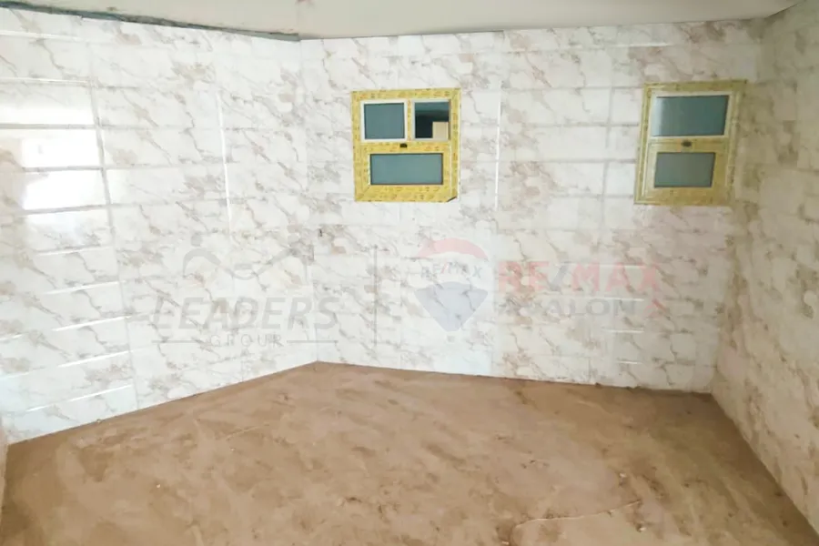 شقة للبيع 212 م سموحه (فالوري انطونيادس)