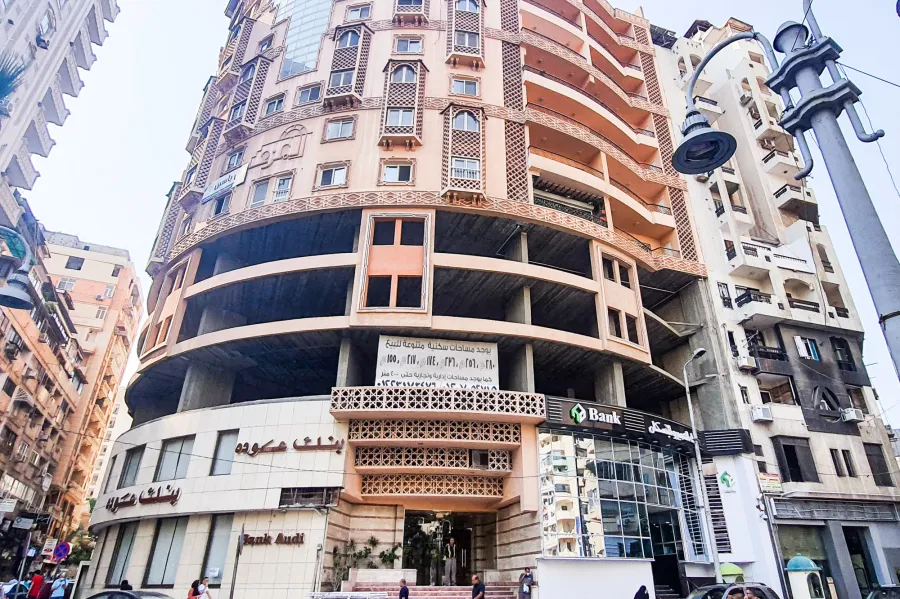 شقة للبيع 113 م جليم (كمبوند علي شارع ابوقير مباشرة)