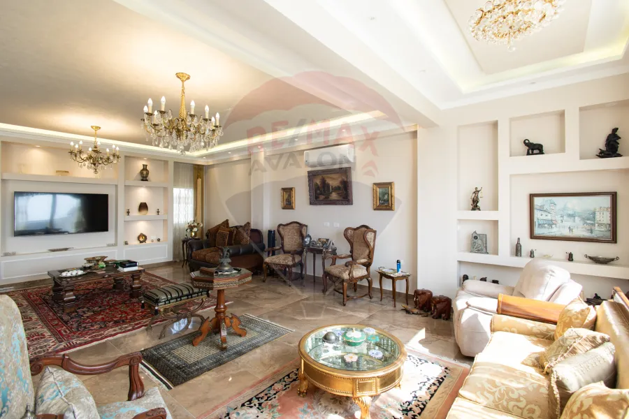 فيلا للبيع 600 م كينج مريوط (كمبوند الواحة الخضراء)