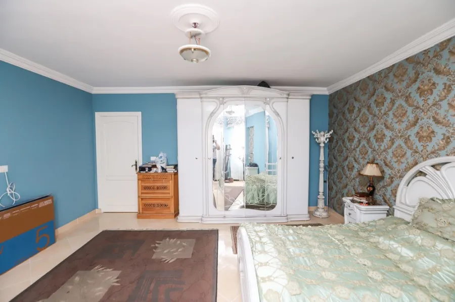 شقة للبيع 175م بولكلي ( ش أحمد فؤاد درويش )