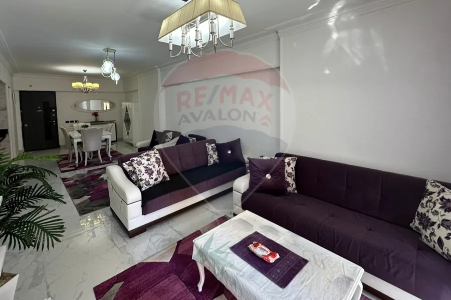 شقة للبيع 156 م سيدي بشر (ثاني نمرة من البحر)