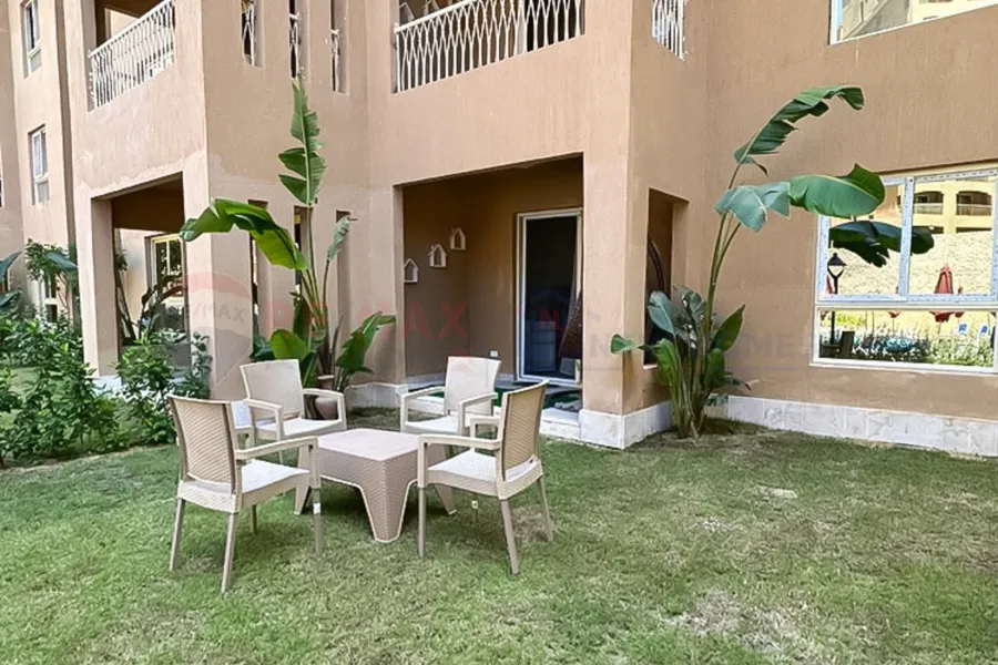 Ground chalet with garden for sale (Aqua View)