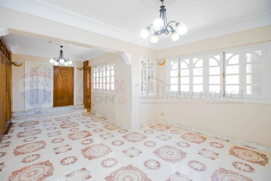 Apartment for sale 205 m Louran (Abdel Moneim Al Dalil St.)