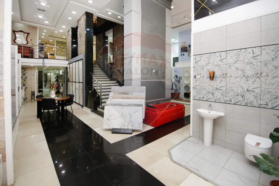 محل تجارى للبيع 2200 م السيوف (ش جميله بوحريد) - يصلح لجميع الأنشطة التجارية