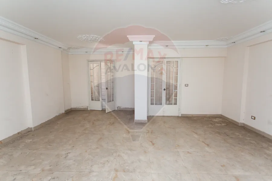 شقة للبيع 157 م سموحة (حي الفيلات)