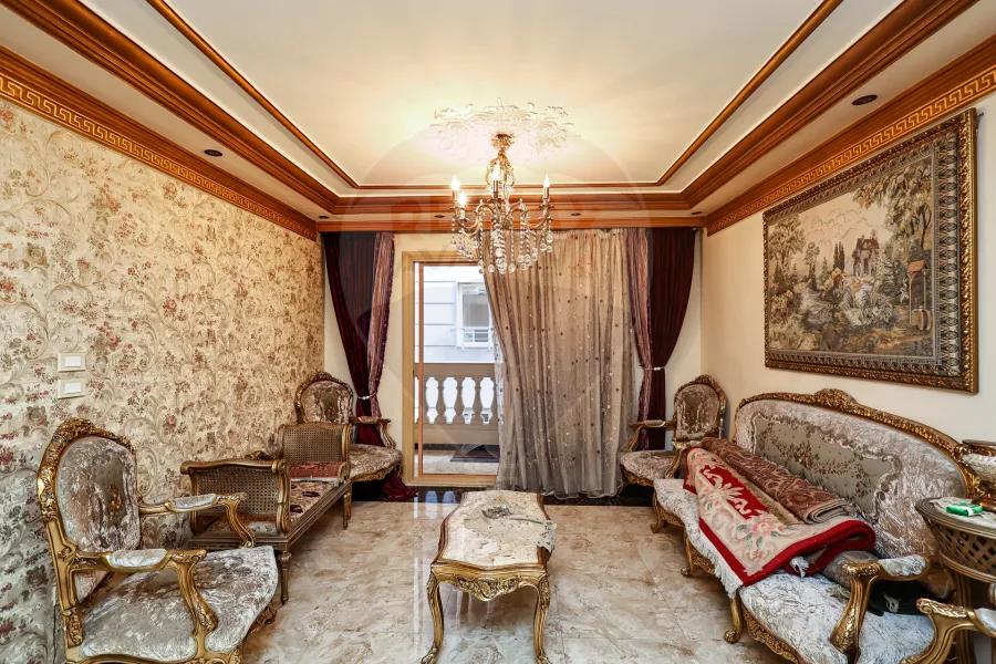 Apartment for sale 160 m kafr Abdo (mohamed safwt st)