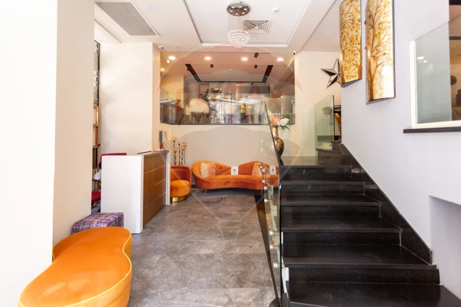 Shop + Mezzan for sale 500 m Louran (Shaarawy St.)