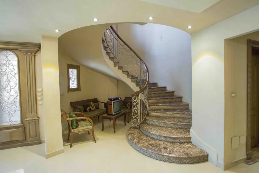 Triplex Furnished Villa 475m for Rent Moharm Beh (Miroza Compound)