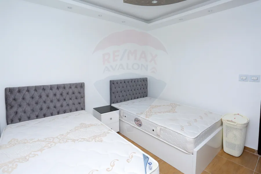 Apartment for sale 160 m Tharwat (Abdlmanam Eldalil St)