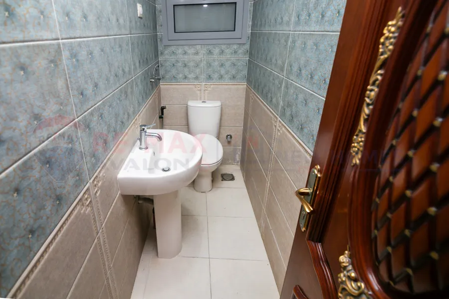 Apartment for sale 185 m Saba Basha (building on the sea - brand building)