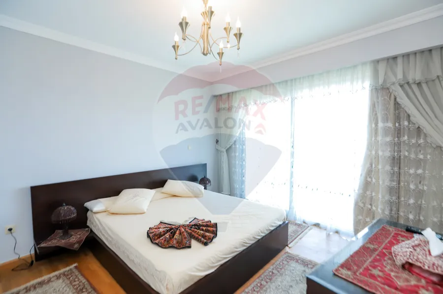 Apartment For Sale 136 m San Stefano (four season)