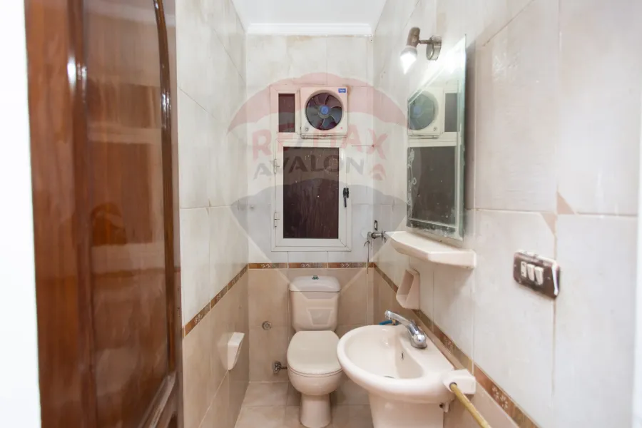 شقة للبيع 175 م  الابراهيمية (ش أحمد قمحه)