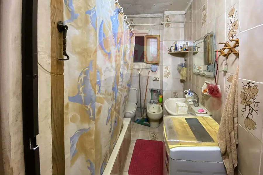 Apartment for sale 135 m Janaklis (steps from Abu Qit st.)