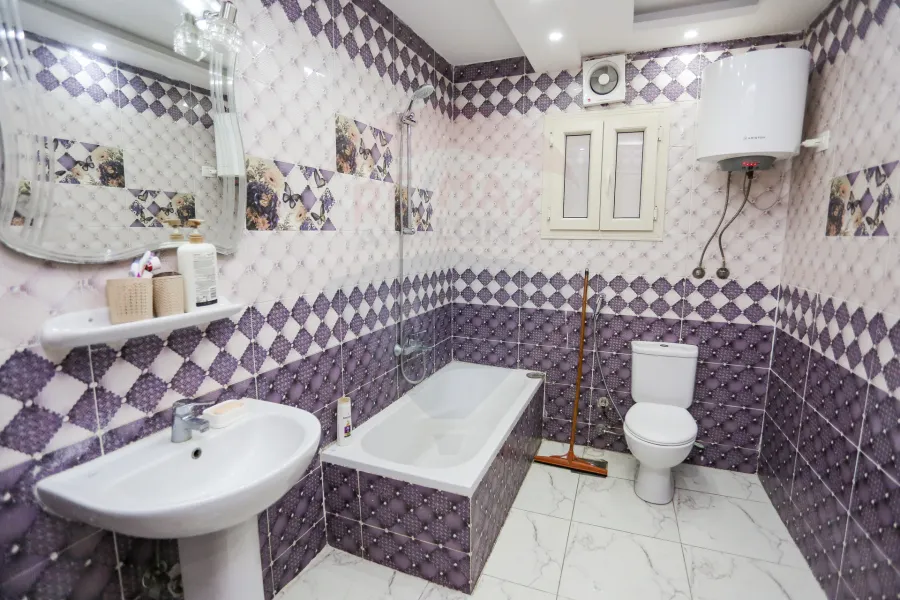 شقة للبيع 140 م جناكليس (متفرع من شارع مرتضى )