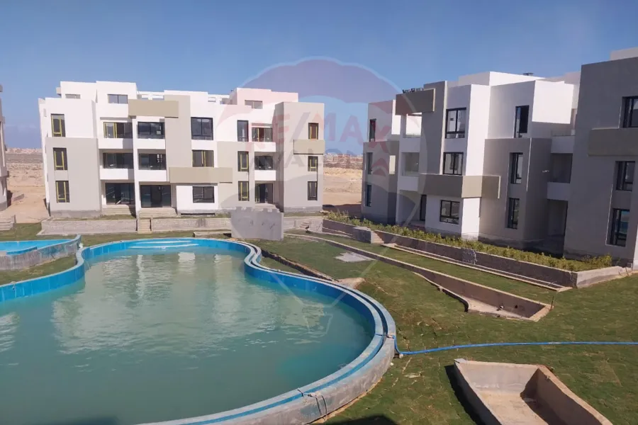 شاليه ارضي بجاردن للبيع (زهرة - سيدى عبدالرحمن) - 67 م + 84 م جاردن