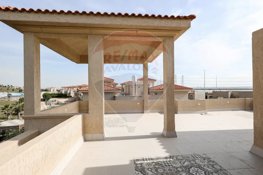 Twin House villa for sale King Mariout (Alex West - directly on the golf) 422m