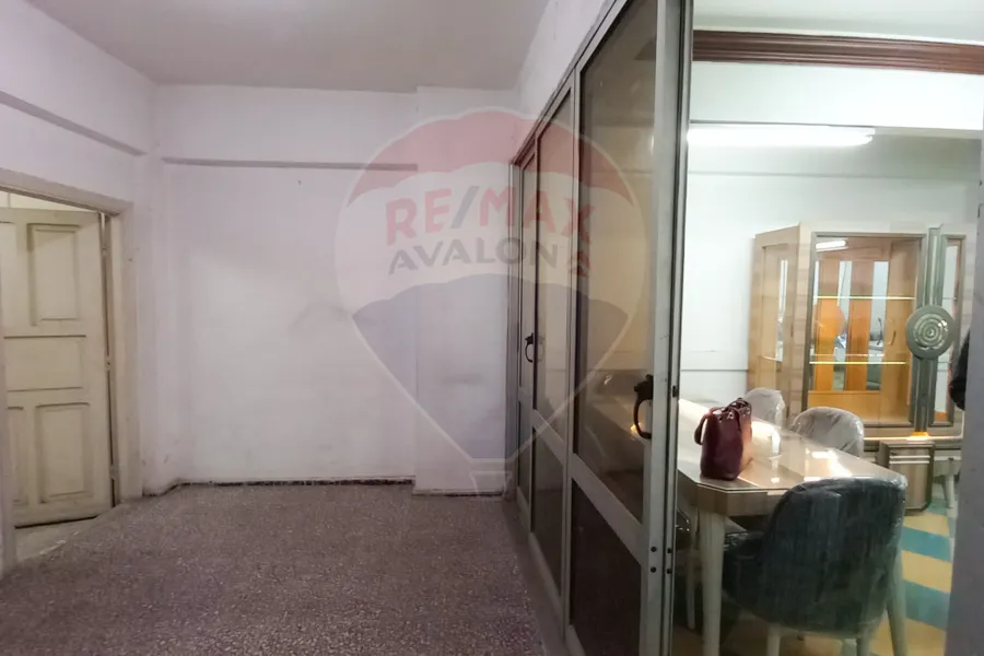 Shop + mezzan for rent 160 m Al-Asafra (45 main st.)