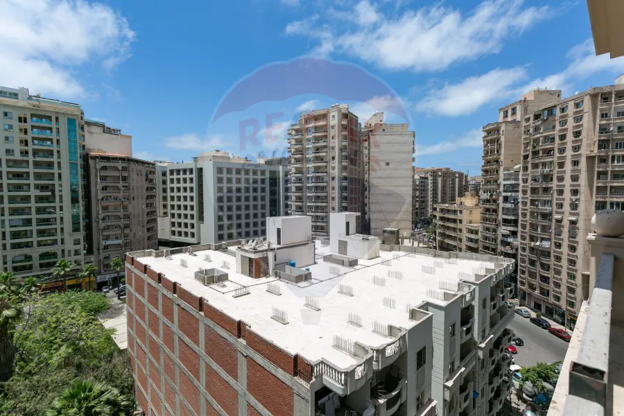 شقة للبيع 157 م سموحة (حي الفيلات)