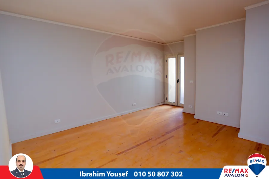 شقة للبيع  205م كفر عبده (ش الاسماعيلية - عمارة براند )- 4,600,000 ج كاش