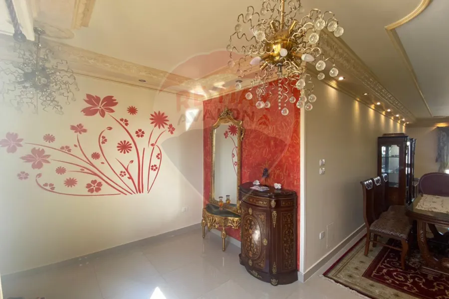 شقة للإيجار المفروش 200 م كفر عبده (خطوات من حديقة اللنبي)