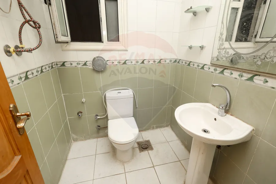 apartment for sale 176 m Louran (Shaarawy St. - steps from the sea and the tram)