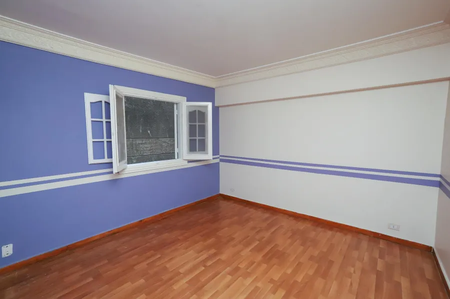 شقة للبيع 195م سموحة (ش فوزى معاذ الرئيسى)