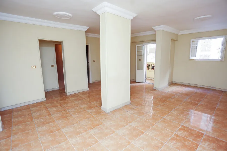 شقة للبيع 118م ميامي (متفرع من ش خالد بن الوليد)