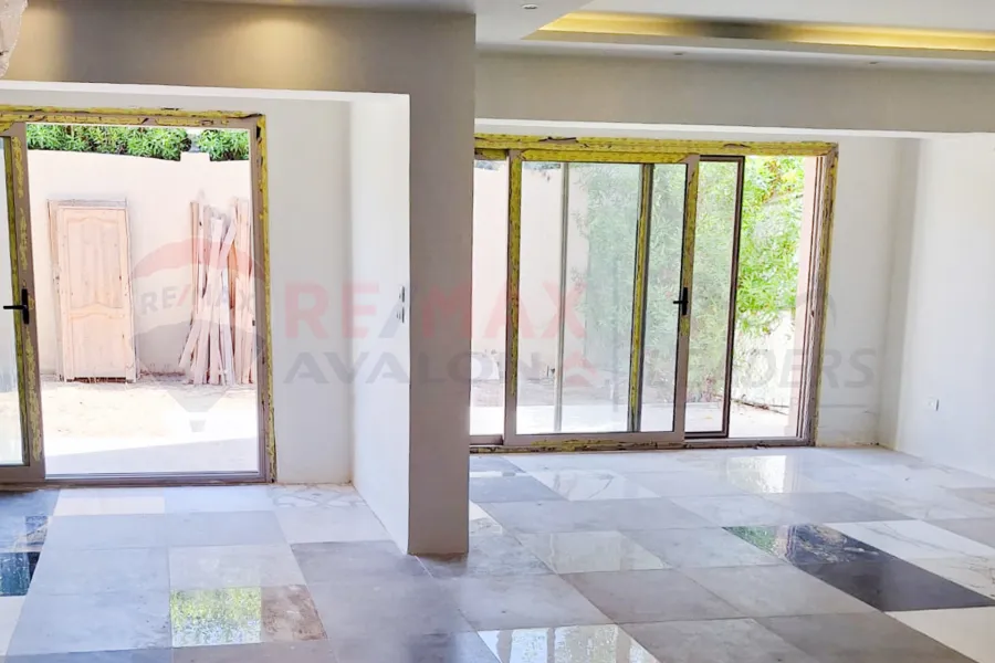 تاون هاوس للبيع 190 م (اليكس ويست)