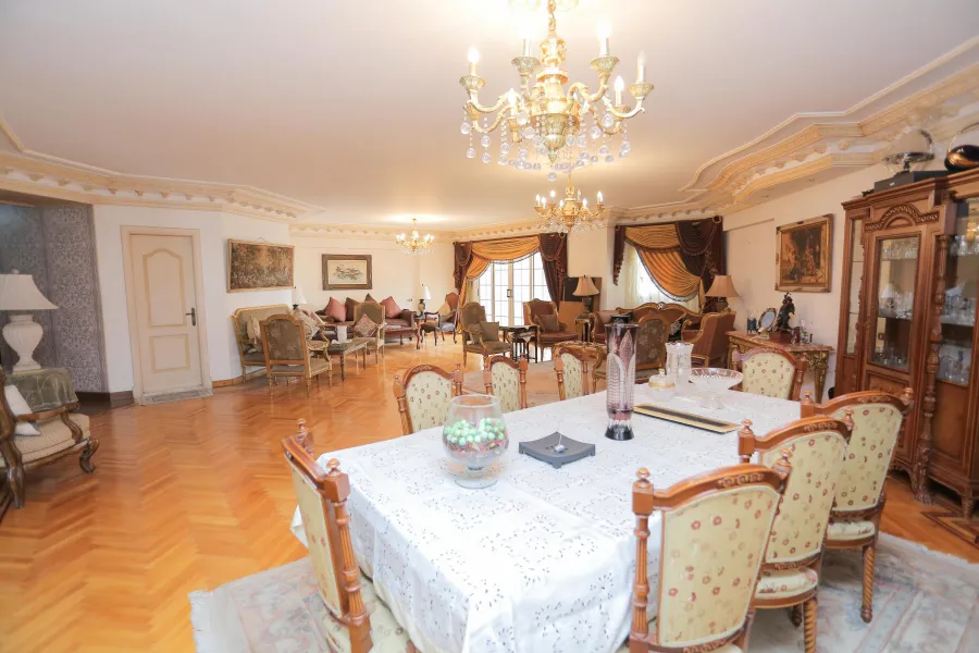 شقة للبيع 375م جناكليس- ش محمد صبرى باشا